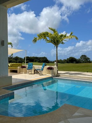 Piscine extérieure