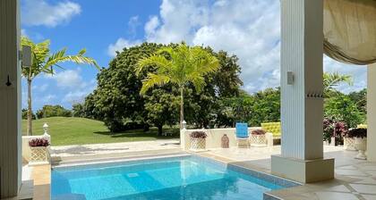 A secure Luxury, filled with sun, sea, wildlife,18-hole championship golf course
