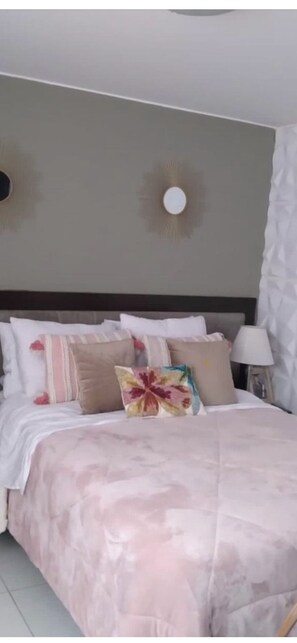 3 Schlafzimmer, Schreibtisch, WLAN, Bettwäsche