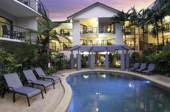 Outdoor pool, a heated pool