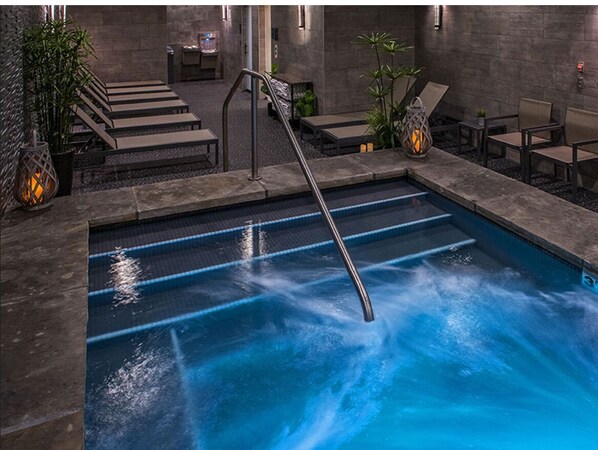 Indoor pool, outdoor pool