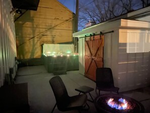 Bain à remous extérieur