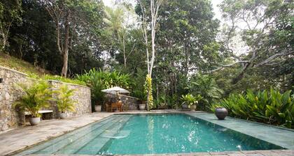 Quintessential colonial villa with pool and full staff