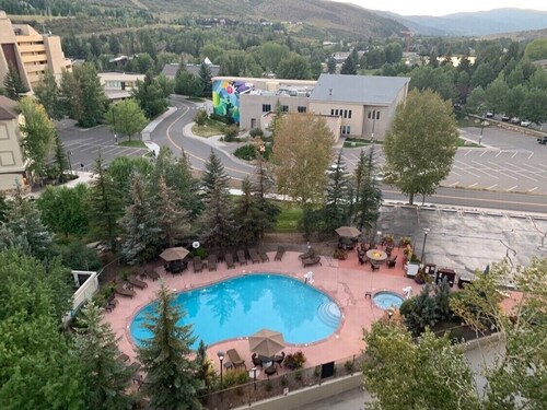 Comfortably furnished Villa with easy access to Beaver Creek Skiing