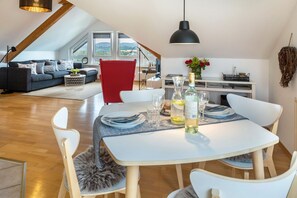 Interior - Holiday Apartment "Weitblick" with Mountain View, Balcony & Wi-Fi (Breitnau)
