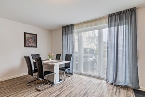 Dining - Apartment 'Familie Richter' with Wi-Fi (Lahr)