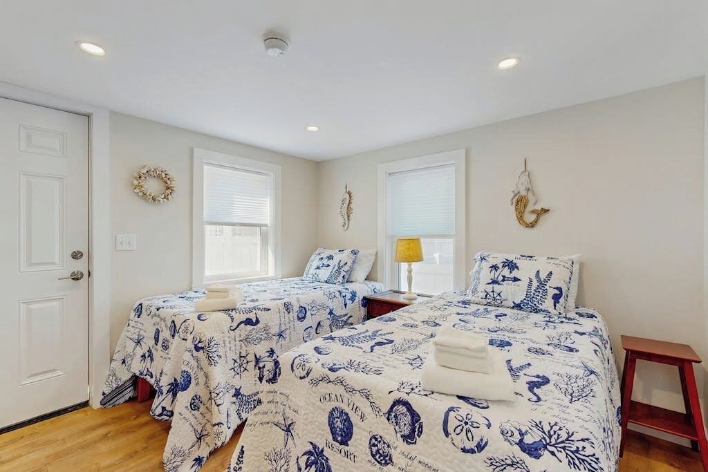 2 多间卧室、上网接入、床单