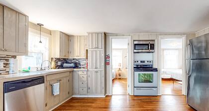 Comfortable home steps from beach with deck, grill, & washer/dryer