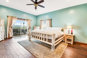 5 bedrooms, iron/ironing board, Internet, bed sheets