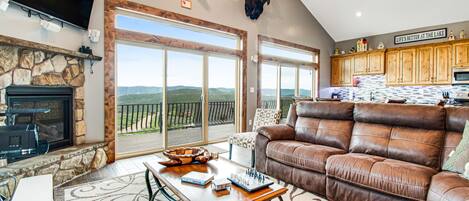 Televisión, chimenea, videojuegos