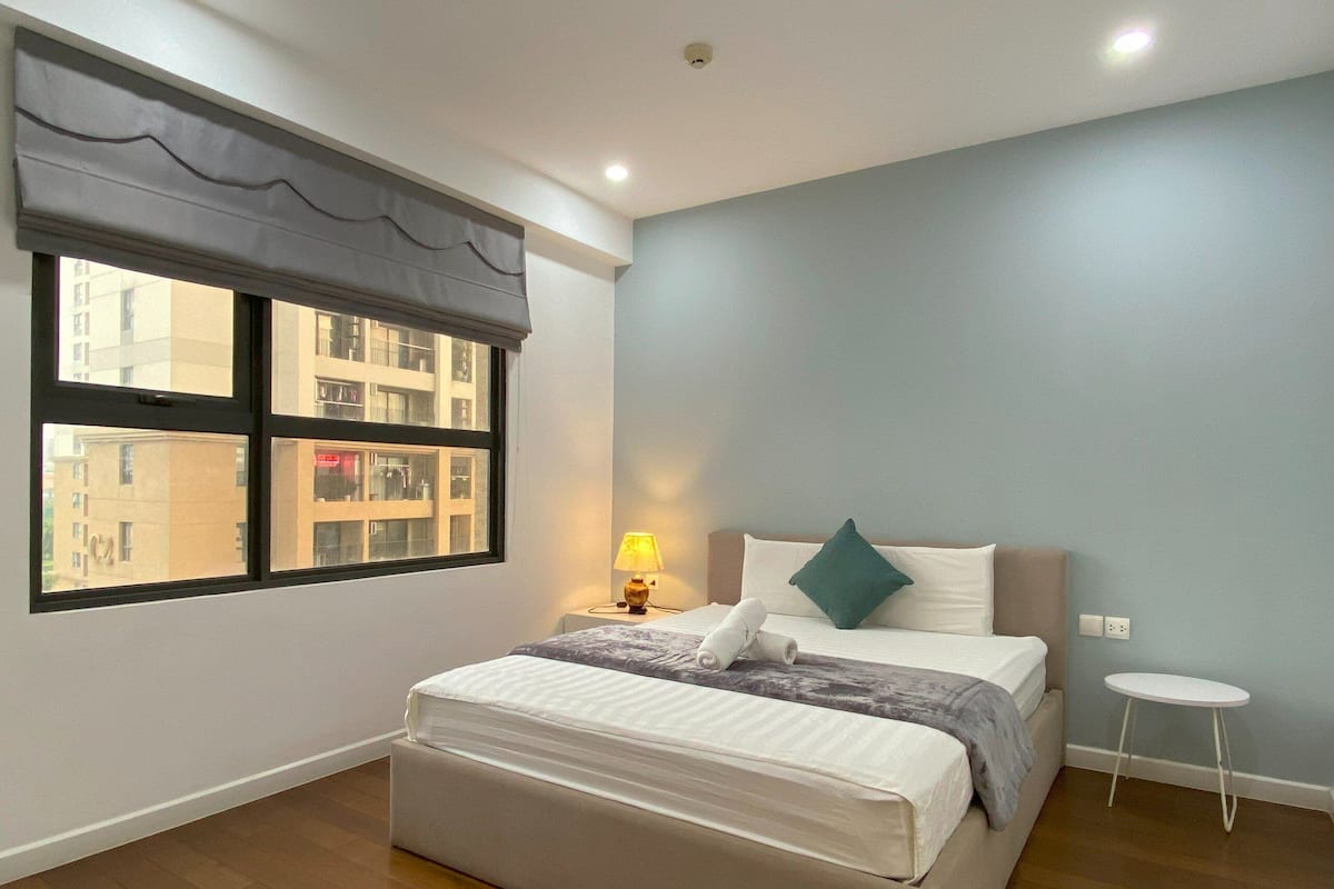 Apartment | 1 bedroom, premium bedding, down comforters, memory foam beds