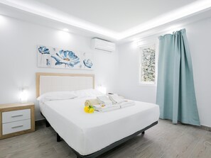 5 chambres, fer et planche à repasser, Wi-Fi, draps fournis