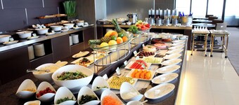 โรงแรมโอดซิสสวีทโอซาก้าแอร์พอร์ต