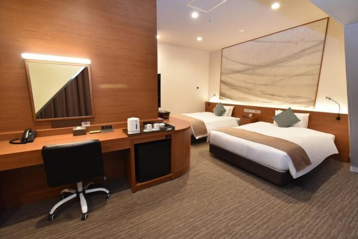 In-room safe, desk, blackout curtains, soundproofing
