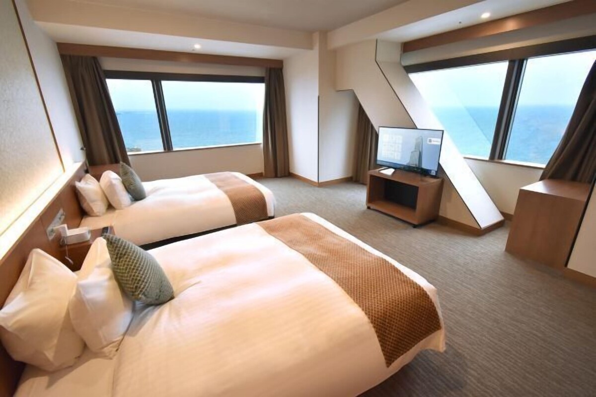 In-room safe, desk, blackout curtains, soundproofing