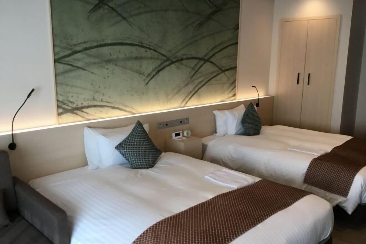 In-room safe, desk, blackout curtains, soundproofing