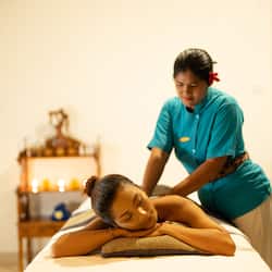 Phòng trị liệu đôi, liệu pháp hương thơm, massage đá nóng