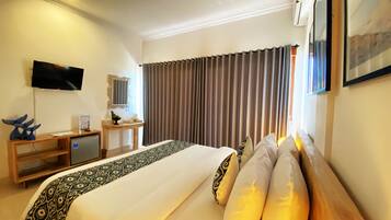 Minibar, desk, blackout drapes, free WiFi