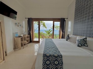 Deluxe Room | Minibar, desk, blackout drapes, free WiFi - Mere Sea View Penida (Penida Island)