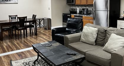 Beautiful lofty private parking