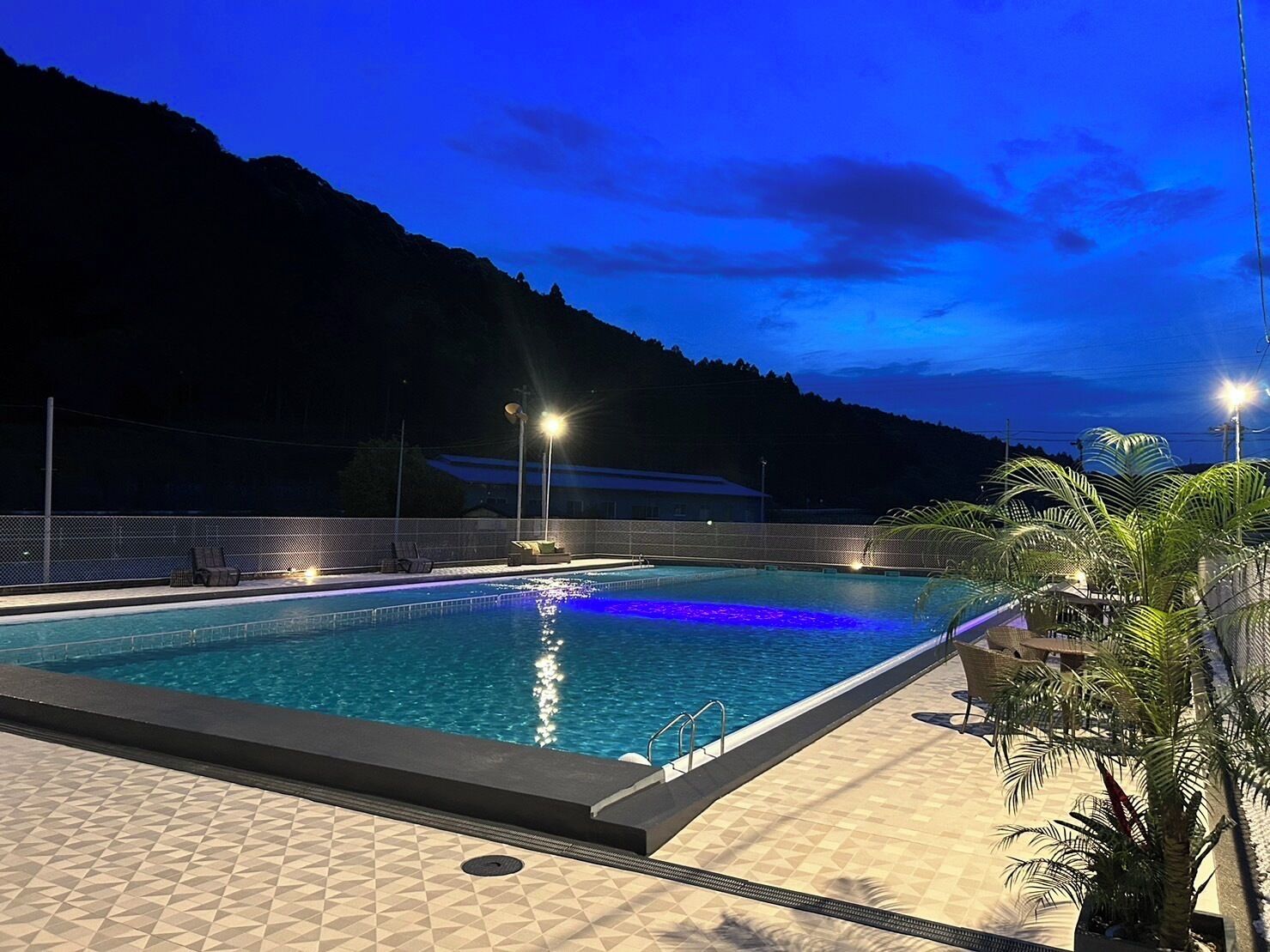 Seasonal outdoor pool
