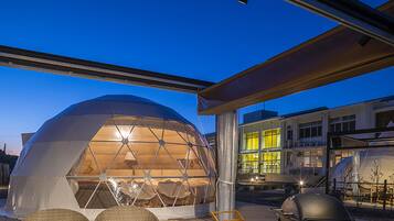 Dome Tent | Free WiFi, bed sheets