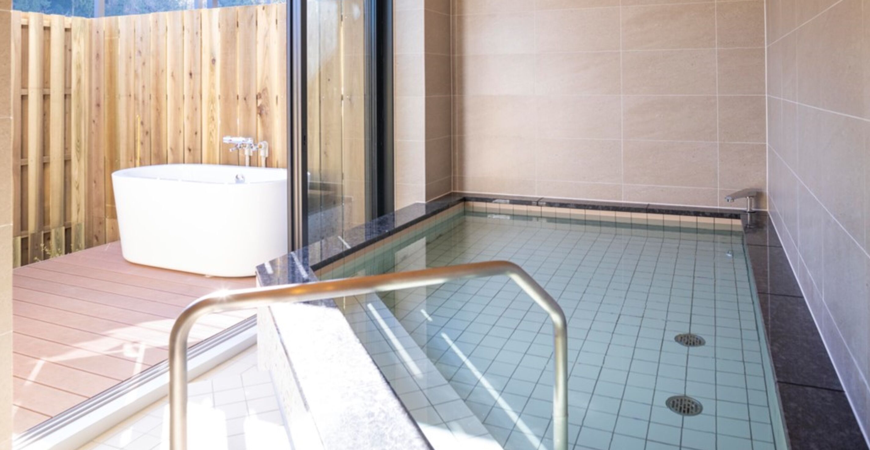 separate bathtub and shower, deep-soaking bathtub, free toiletries