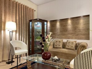 Télévision LED, cheminée