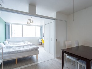 Soundproofing, free WiFi, bed sheets - Reality Hakata 2 (Fukuoka)