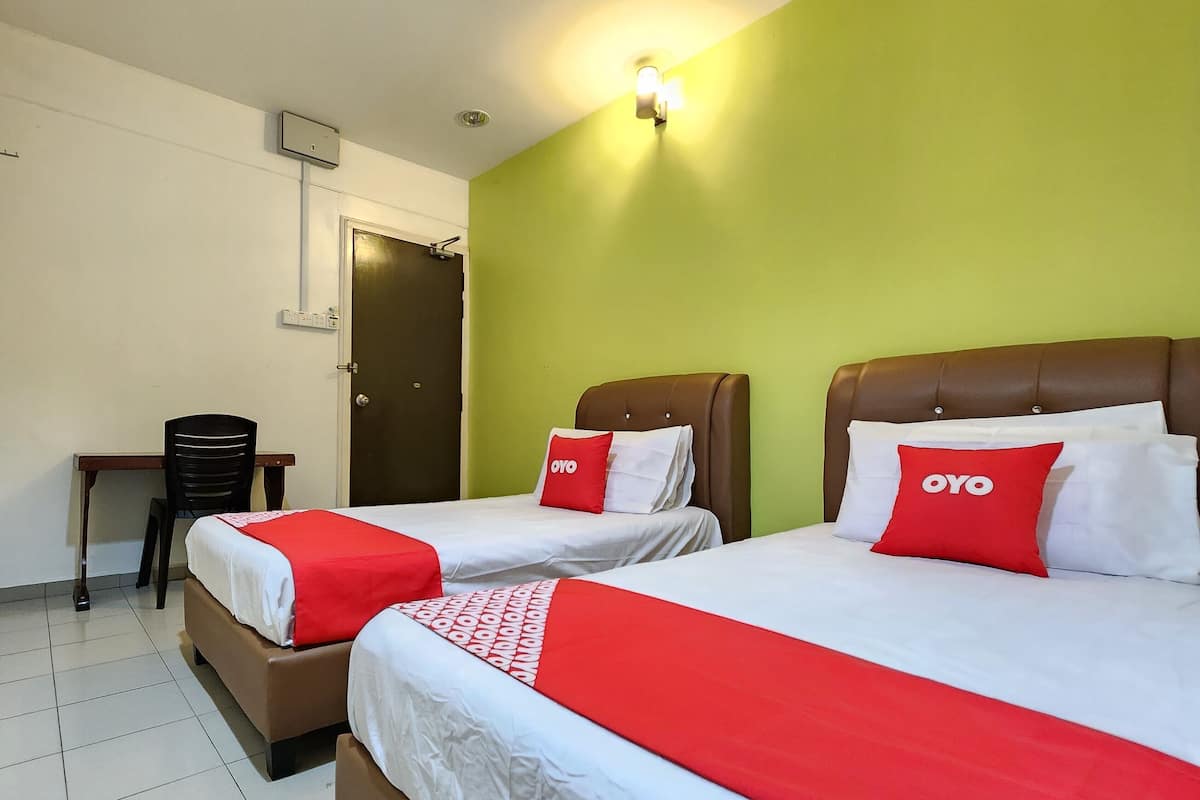 Chambre Deluxe avec lits jumeaux | 1 chambre, bureau, espace de travail pour ordinateur portable