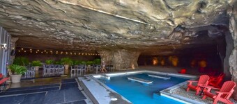 Lighthouse Retreat – Pool, Swim Dock and More!