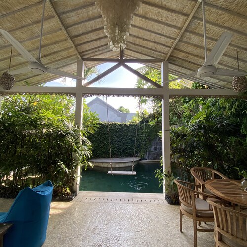 Blue Lagoon 5 bedroom Villa — 5 min from the beach!