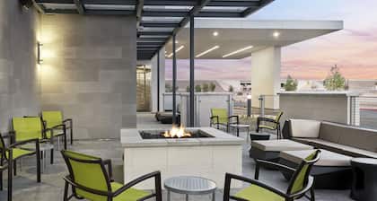 Springhill Suites By Marriott Las Vegas Airport