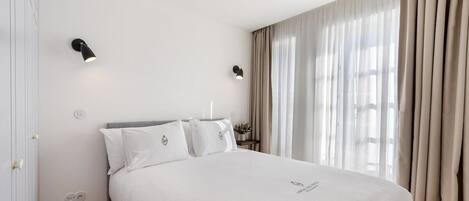 2 chambres, fer et planche Ă repasser, accĂšs Ă Internet, literie fournie