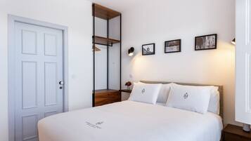 1 bedroom, iron/ironing board, Internet, bed sheets
