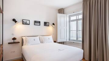 1 bedroom, iron/ironing board, Internet, bed sheets