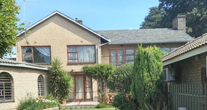 10 min away from OR Tambo Airport, your second home away from home.