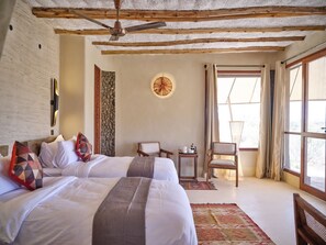 In-room safe, bed sheets