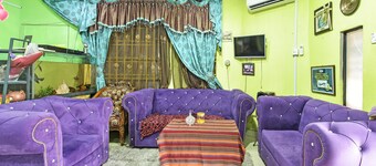 OYO 90740 Paddington Lodge