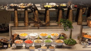 Dagelijks ontbijtbuffet (ILS 100 per persoon)