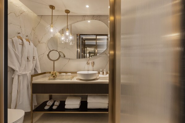 Shower, rainfall showerhead, designer toiletries, hair dryer - Theatron Jerusalem Hotel & Spa - MGallery Collection (Jerusalem)