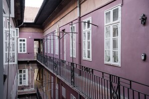 Property grounds - King 's Residence: a two-bedroom masterpiece (Budapest)