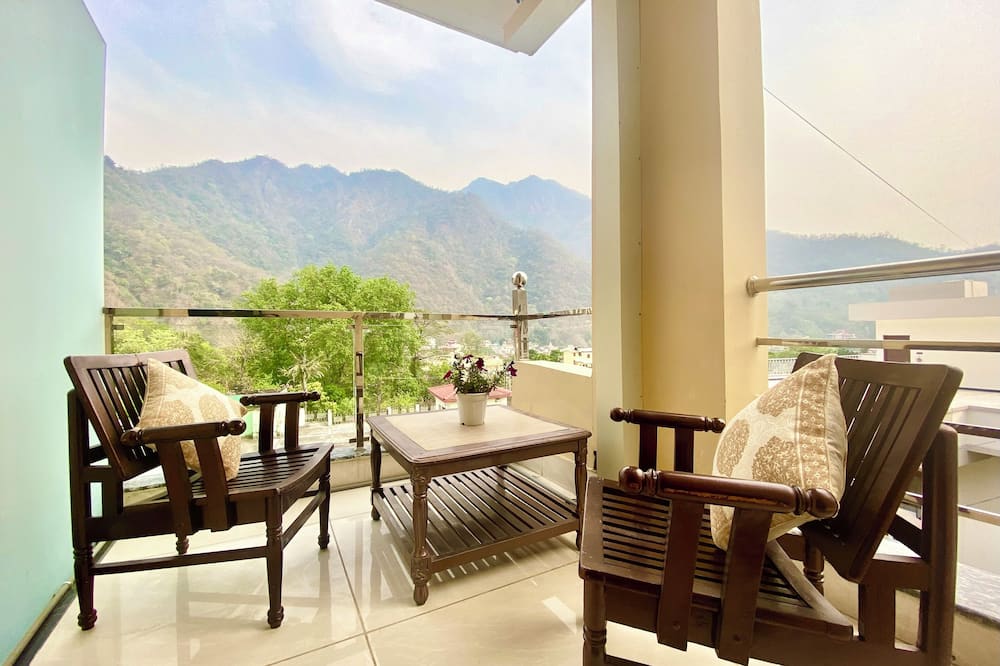 Tapovan New Residency (5 minutes walk to Laxman jhula)