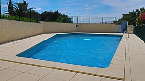 Pool - 2-room cabin with air conditioning and terrace in Sète (Sète)