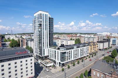 Stylish New 1BR Home with Sauna, Hosts 4 Guests