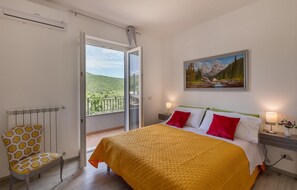 3 Schlafzimmer, Bügeleisen/Bügelbrett, Reisekinderbett, kostenloses WLAN