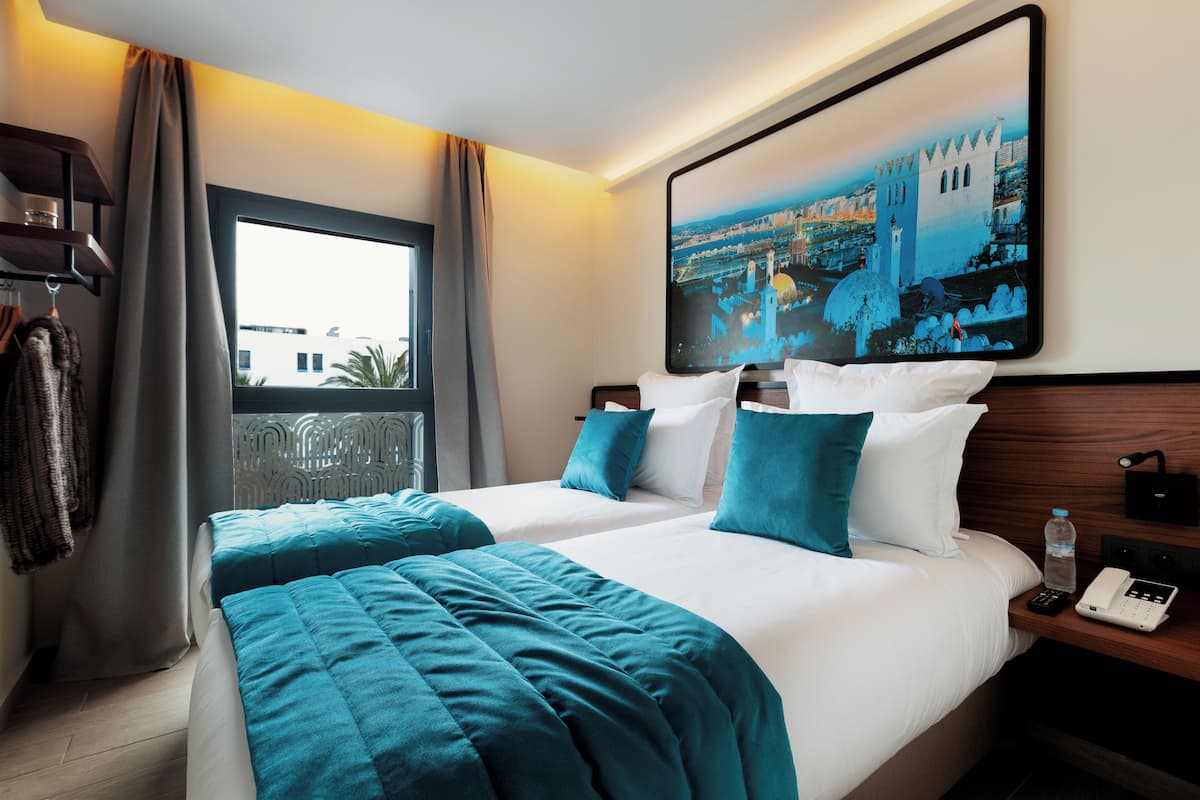 Standard Twin Room | Free WiFi