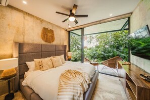 2 bedrooms, desk, iron/ironing board, free WiFi