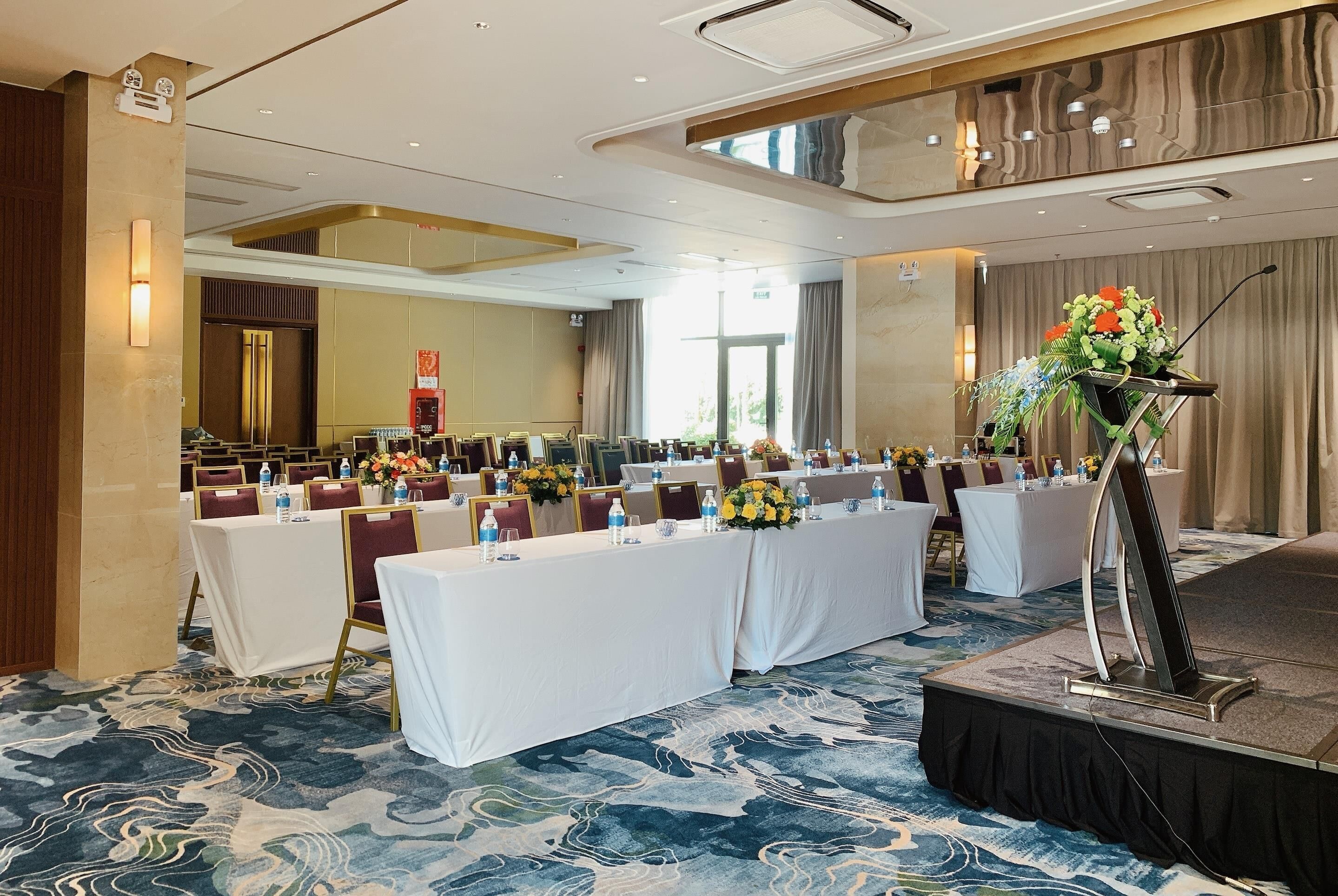 Meeting facility