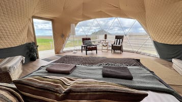 1 habitación, wifi gratis y ropa de cama